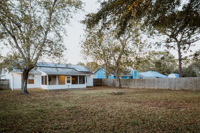 339 Michael Court, Mary Esther, FL 32569