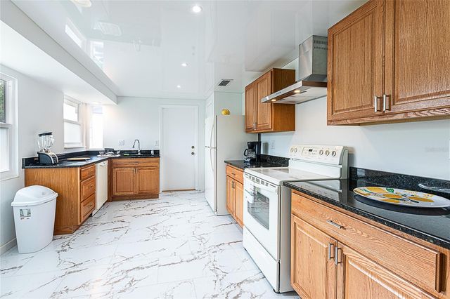 295 ANNAPOLIS LANE, Rotonda West, FL 33947