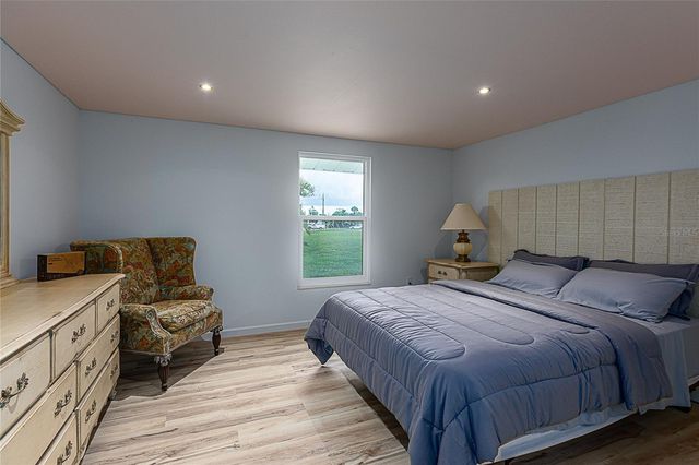 295 ANNAPOLIS LANE, Rotonda West, FL 33947