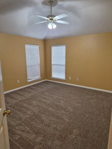 202 Canterbury Drive, Conroe, TX 77303