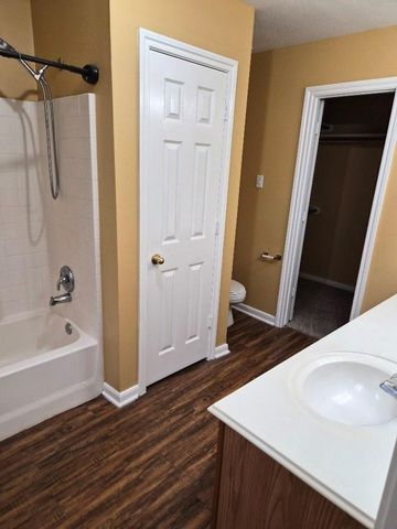202 Canterbury Drive, Conroe, TX 77303