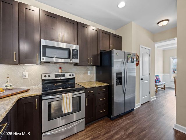 130 Mittams Point Drive, Jacksonville, NC 28546