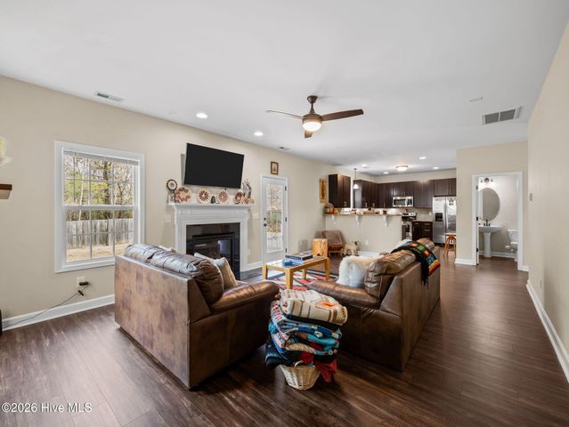 130 Mittams Point Drive, Jacksonville, NC 28546