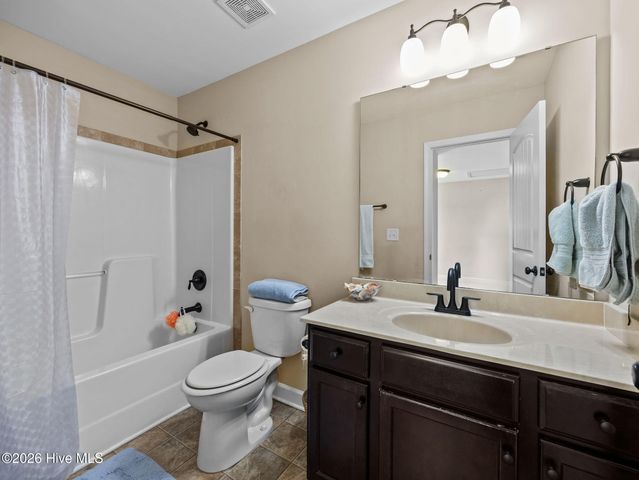 130 Mittams Point Drive, Jacksonville, NC 28546