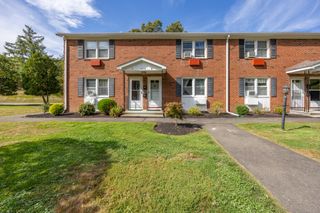 488 Radmere Road B, Cheshire, CT 06410