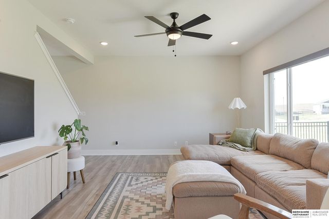 19122 Fir Street, Gretna, NE 68028