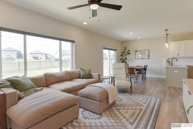 19122 Fir Street, Gretna, NE 68028