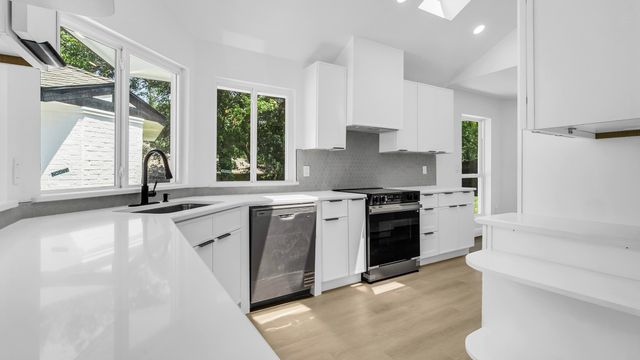 1202 Quail Hollow Drive, Garland, TX 75043