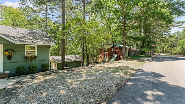 36 E Mountain Drive, Eureka Springs, AR 72632
