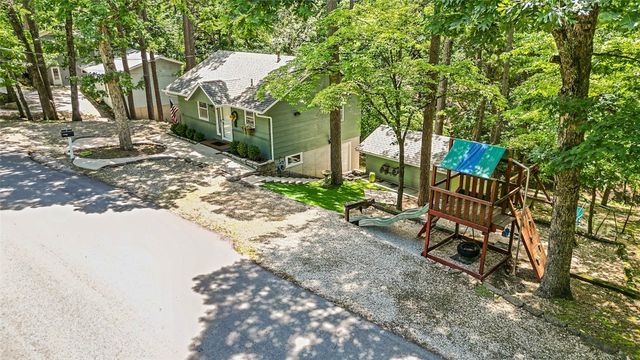 36 E Mountain Drive, Eureka Springs, AR 72632