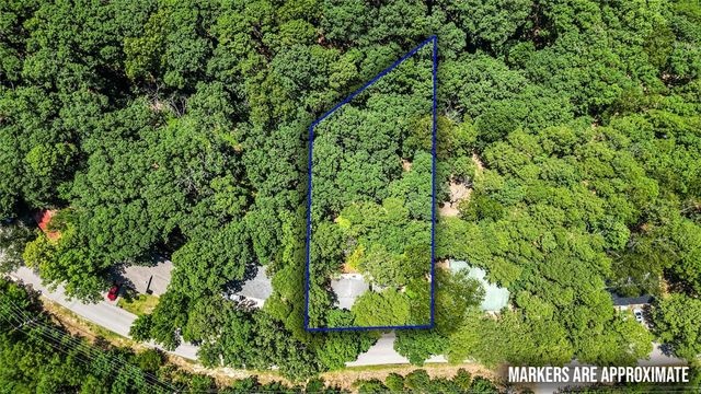 36 E Mountain Drive, Eureka Springs, AR 72632