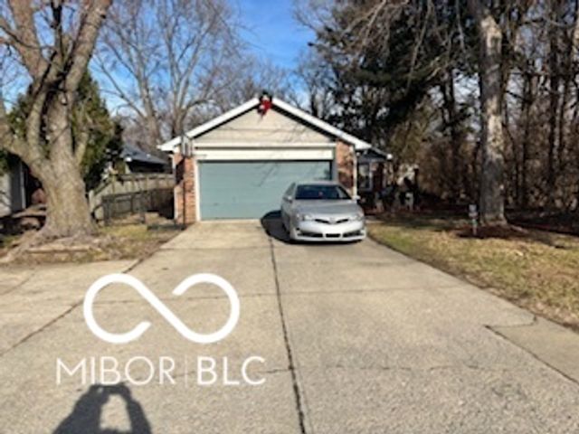 2702 E 56th Street, Indianapolis, IN 46220