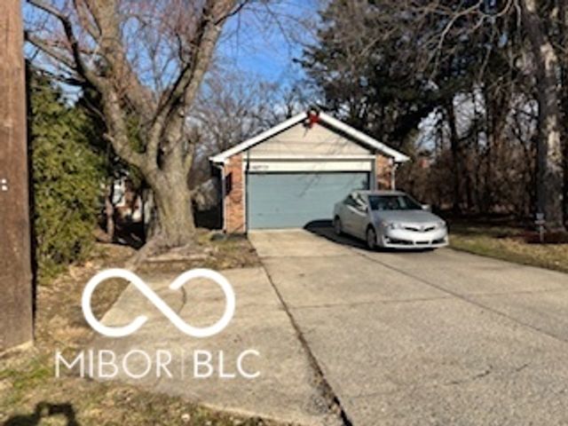 2702 E 56th Street, Indianapolis, IN 46220