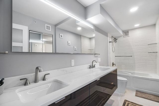 700 Scotia Drive 205, Hypoluxo, FL 33462