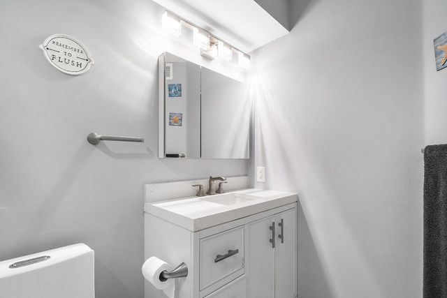 700 Scotia Drive 205, Hypoluxo, FL 33462