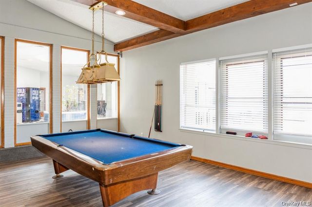 11 Idaho 11, Coram, NY 11727