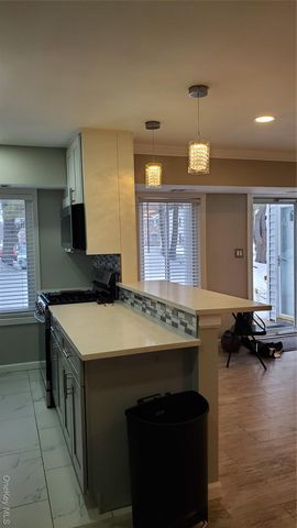 11 Idaho 11, Coram, NY 11727