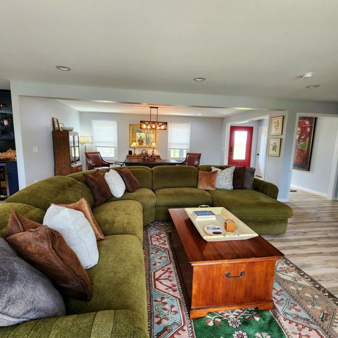 121 Paradise Camp Road, Harrodsburg, KY 40330