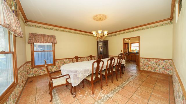 17665 W Julie Lane, Gurnee, IL 60031
