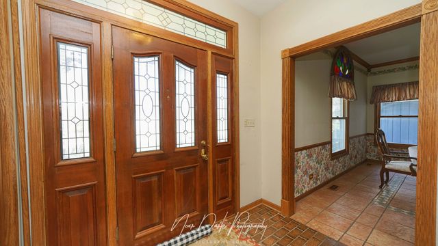 17665 W Julie Lane, Gurnee, IL 60031
