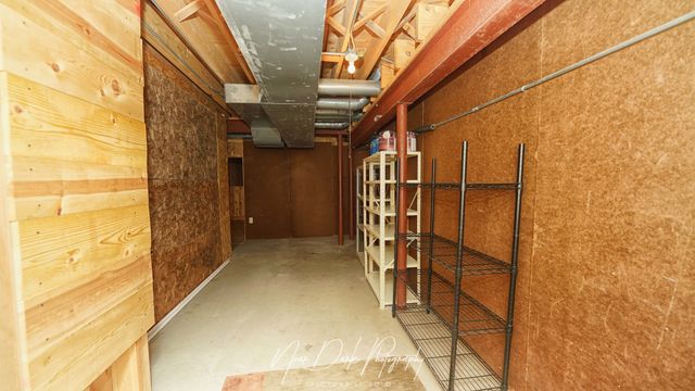 17665 W Julie Lane, Gurnee, IL 60031