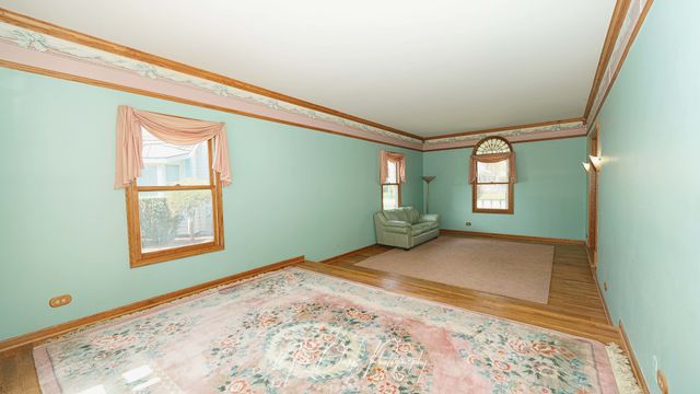 17665 W Julie Lane, Gurnee, IL 60031