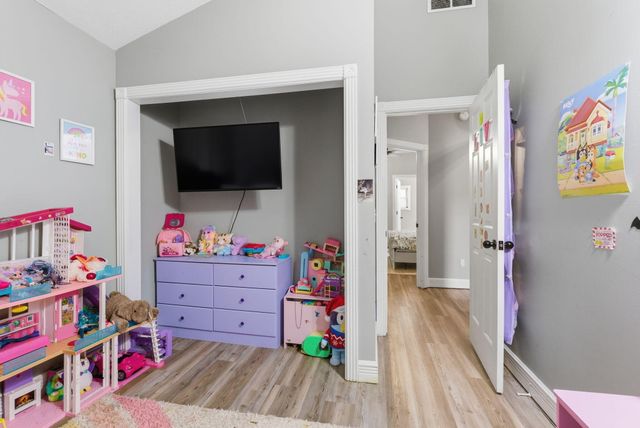 204 Sturbridge Drive, Georgetown, KY 40324