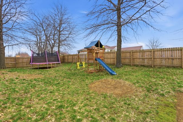 204 Sturbridge Drive, Georgetown, KY 40324