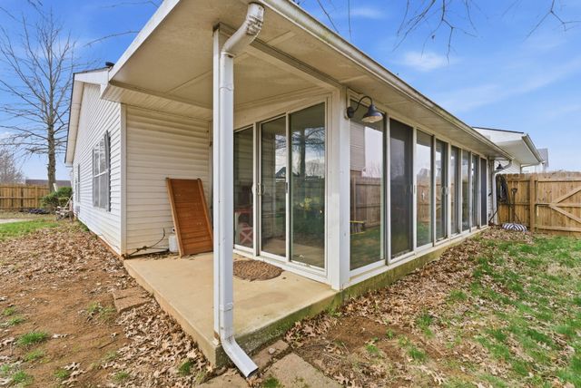 204 Sturbridge Drive, Georgetown, KY 40324