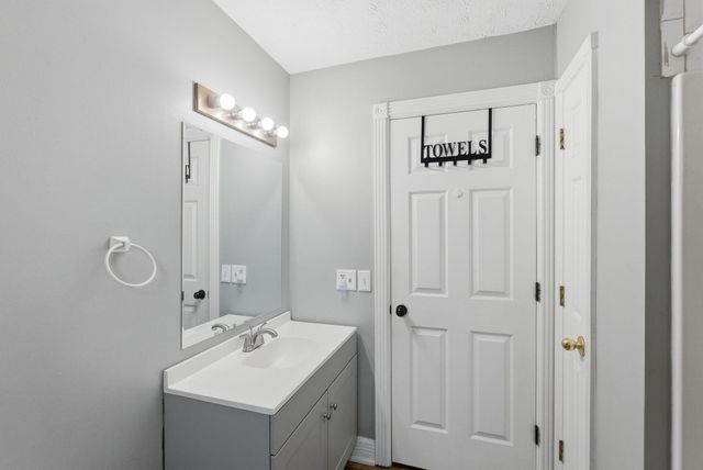 204 Sturbridge Drive, Georgetown, KY 40324