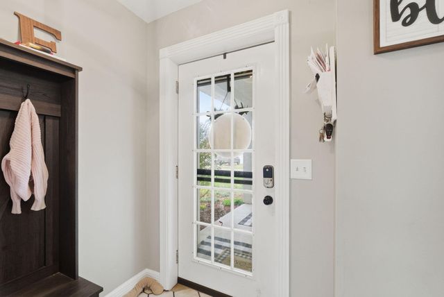 204 Sturbridge Drive, Georgetown, KY 40324