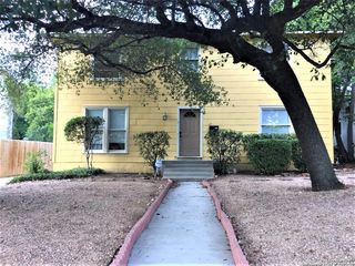 229 W Ridgewood Ct # 1, San Antonio, TX 78209