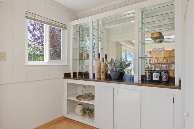 1102 Blue Lake Square, Mountain View, CA 94040