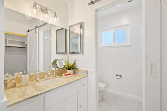 1102 Blue Lake Square, Mountain View, CA 94040