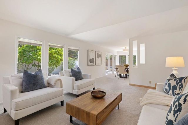 1102 Blue Lake Square, Mountain View, CA 94040