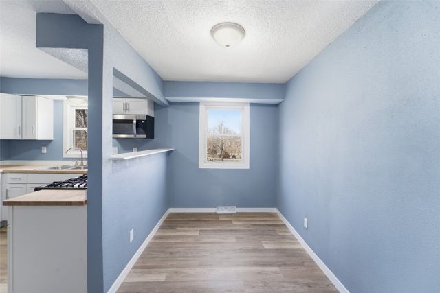 3910 Indianapolis Avenue, Des Moines, IA 50317