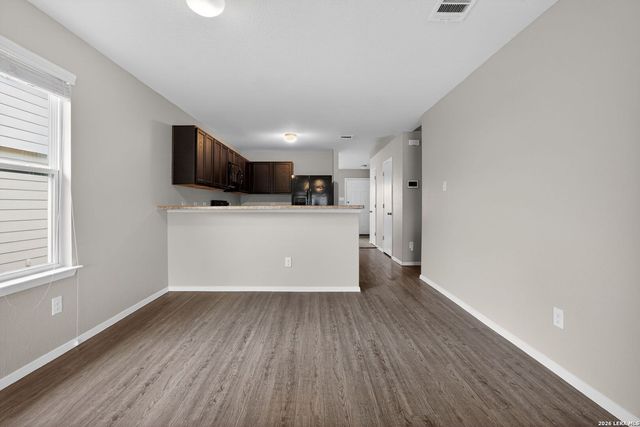 9527 Apple Ridge Ln, San Antonio, TX 78239