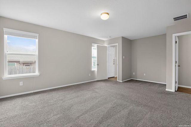 9527 Apple Ridge Ln, San Antonio, TX 78239