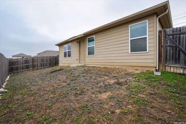 9527 Apple Ridge Ln, San Antonio, TX 78239