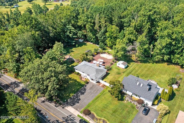 19 Highbridge Road, New Egypt, NJ 08533