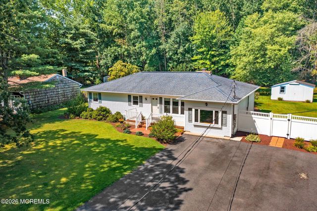 19 Highbridge Road, New Egypt, NJ 08533