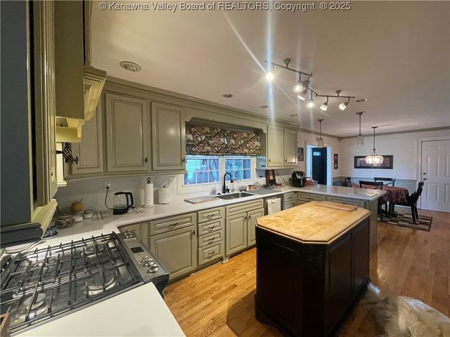 379 Straight Street, Evans, WV 25241