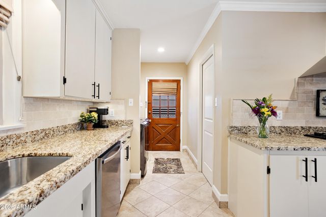 864 W TULSA Street, Chandler, AZ 85225