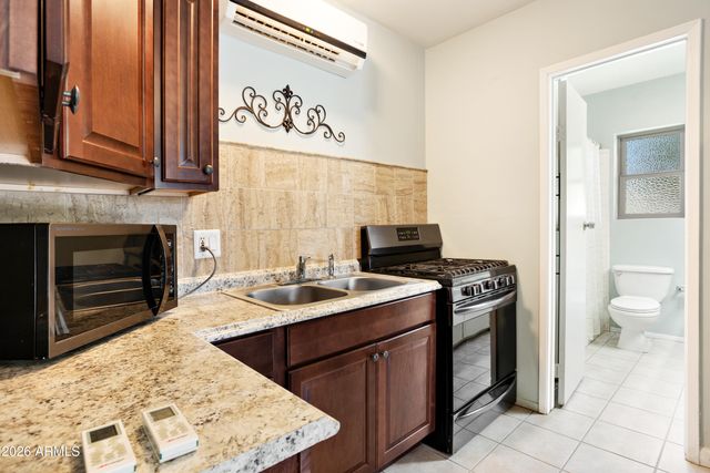 864 W TULSA Street, Chandler, AZ 85225