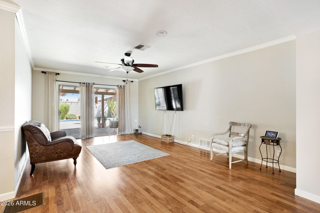 Image 26 of property listing at 864 W TULSA Street, Chandler, AZ 85225