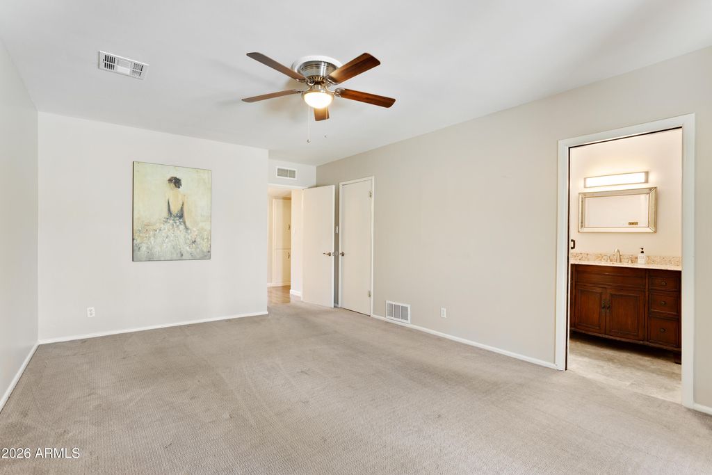 Image 31 of property listing at 864 W TULSA Street, Chandler, AZ 85225