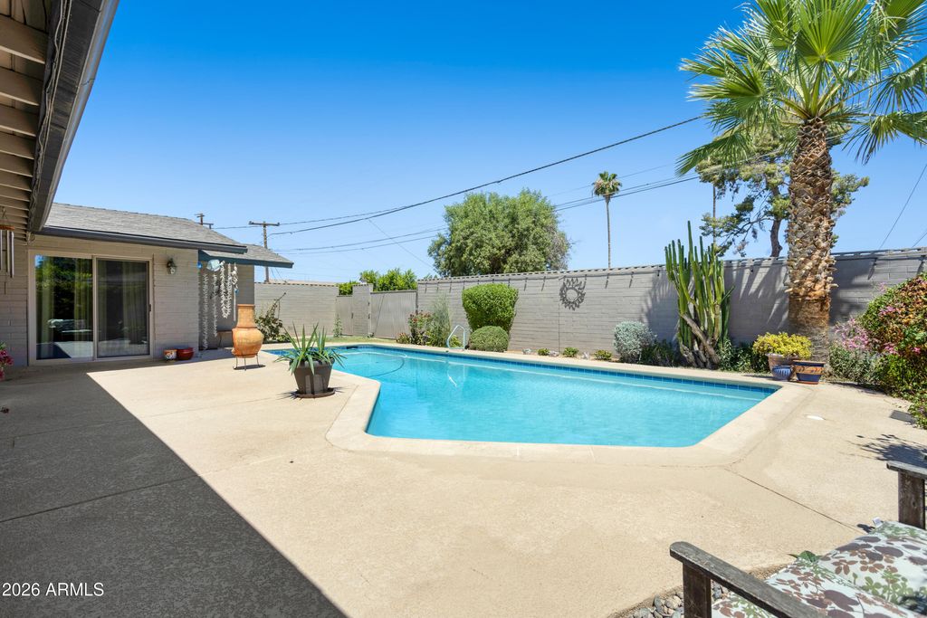 Image 45 of property listing at 864 W TULSA Street, Chandler, AZ 85225