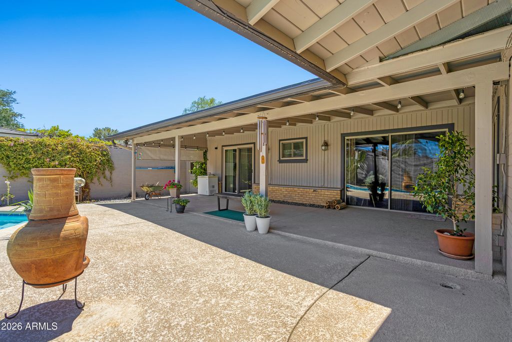 Image 48 of property listing at 864 W TULSA Street, Chandler, AZ 85225