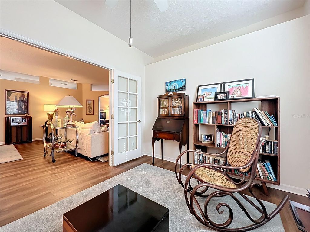 Image 16 of property listing at 4334 HAMMERSMITH DRIVE, Clermont, FL 34711