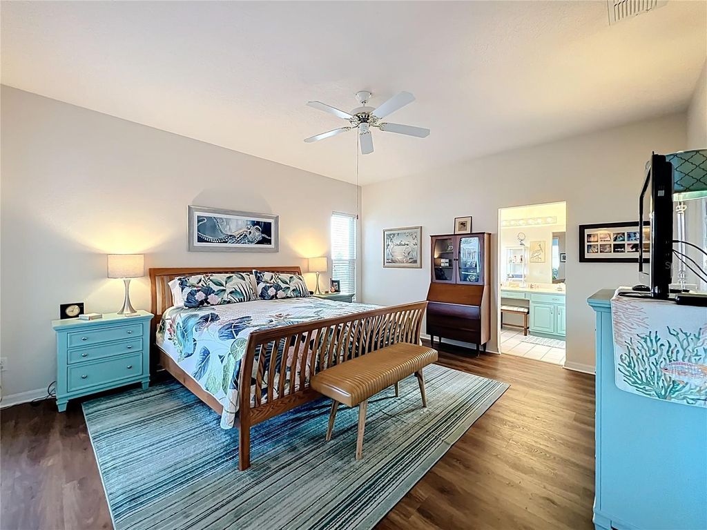 Image 34 of property listing at 4334 HAMMERSMITH DRIVE, Clermont, FL 34711